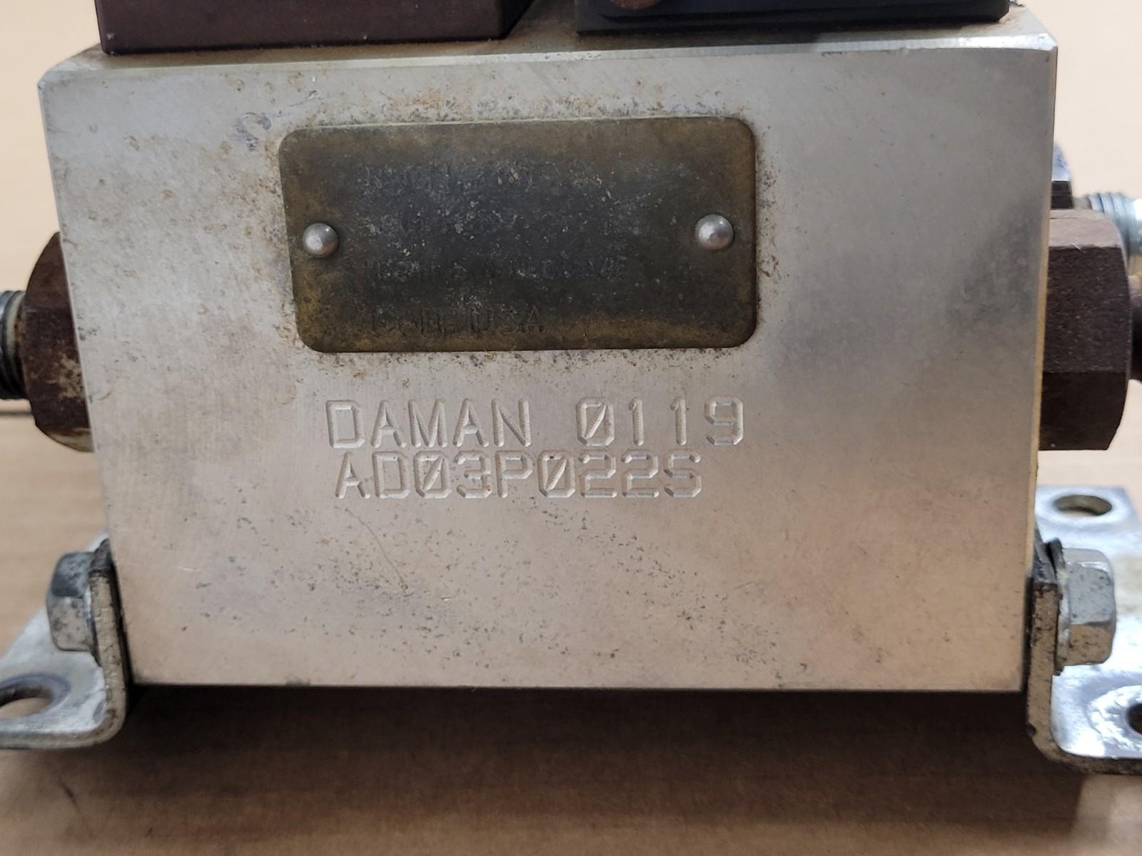 PARKER Hydraulic Proportional ISO Valve D1VL001CN  12VDC + Override Unit J