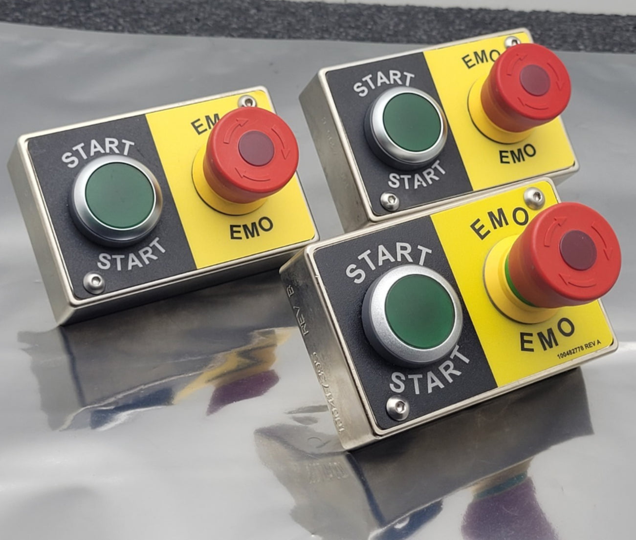 Lot of 3 EMO 100482778 REV A Push Button SS Control Box I/O Panel 8 and 9 pin