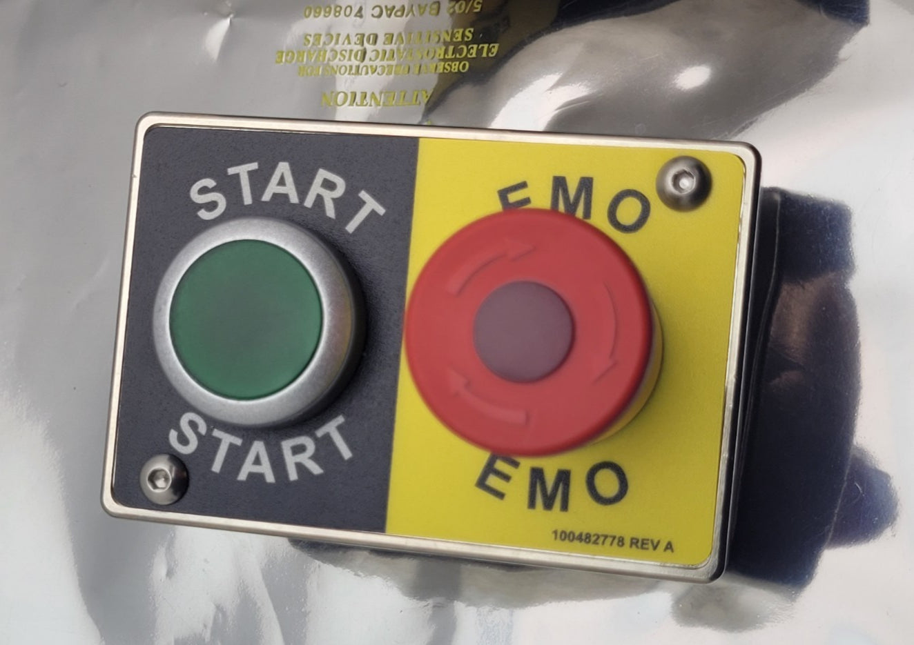 Lot of 3 EMO 100482778 REV A Push Button SS Control Box I/O Panel 8 and 9 pin