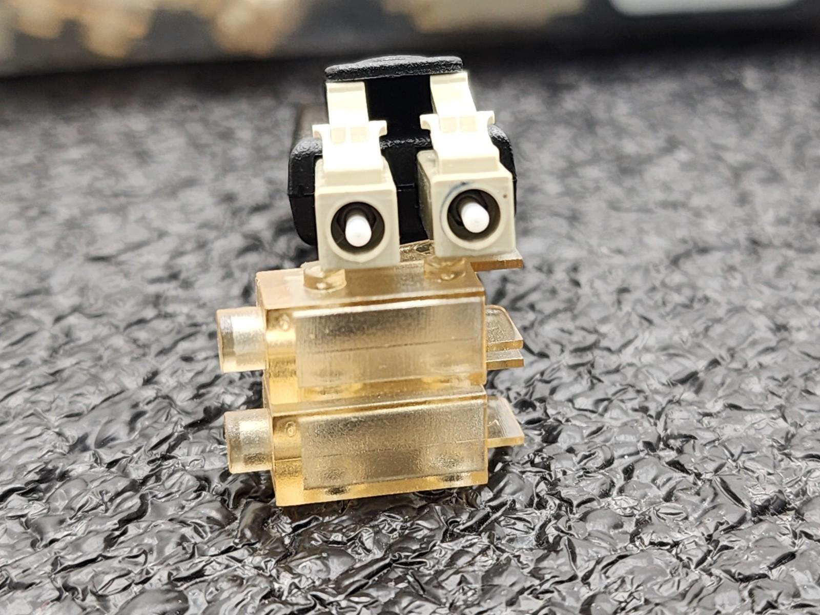 Lot of 46 AL-611-02-01200 Loopback Fiber Optic 1310 FP Timbercon 0dB @ 850ZVCSEL