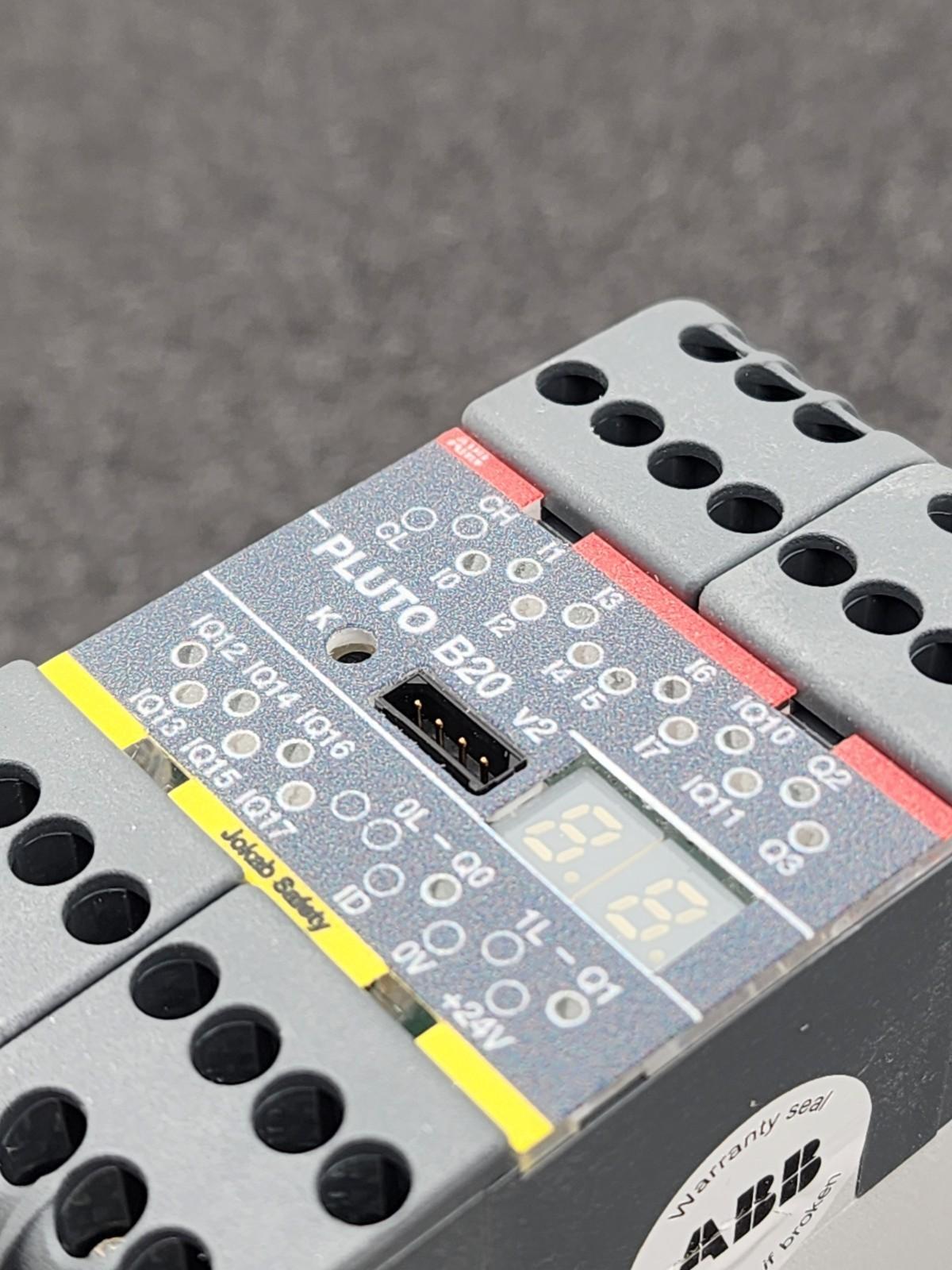 Jakob Safety ABB Pluto B20 v2 Safety Relay 4x 4-20mA/0-10V analog inputs 24VDC