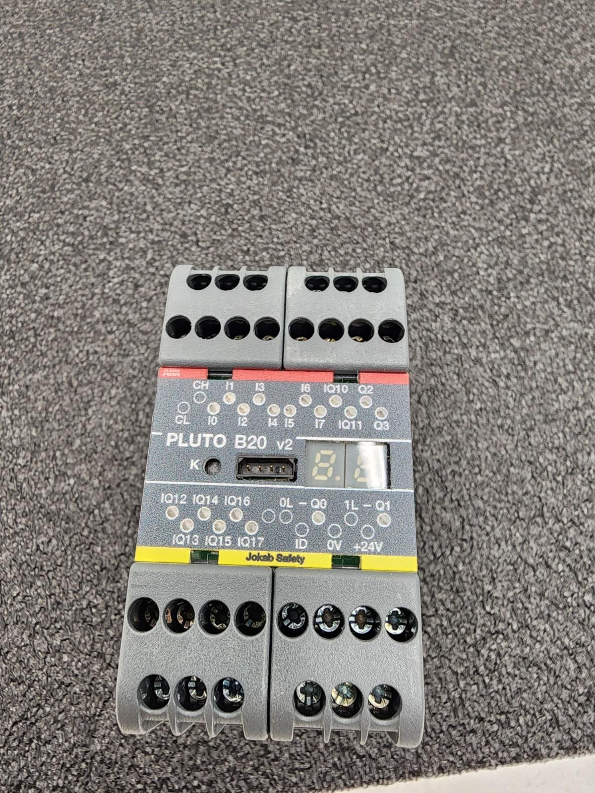 Jakob Safety ABB Pluto B20 v2 Safety Relay 4x 4-20mA/0-10V analog inputs 24VDC