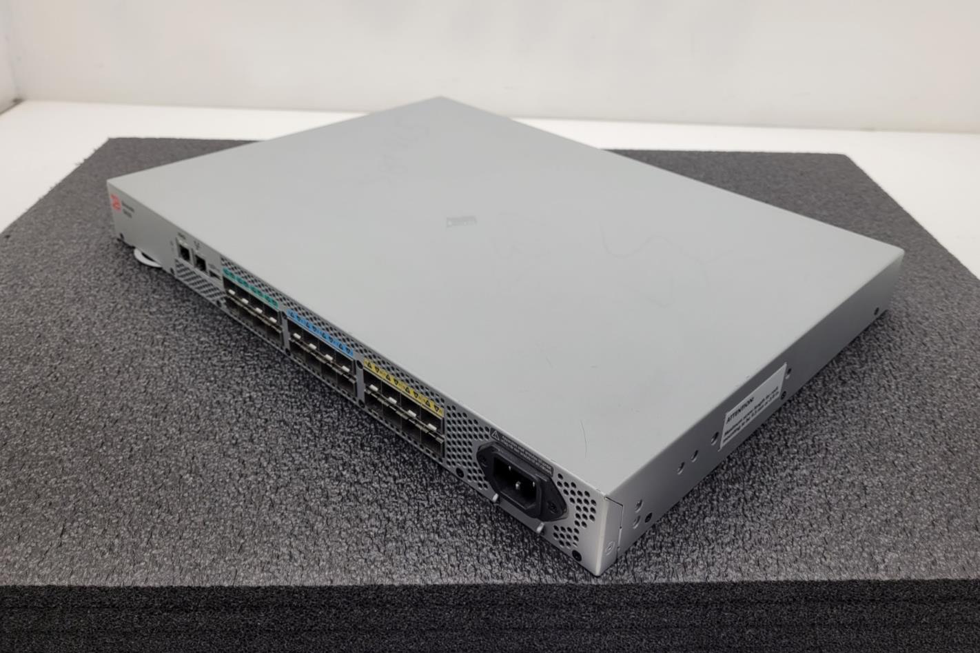 Brocade DS-6610B Brocade BR-G610 32Gb FC Switch w/ 8 Active Ports Needs Reset