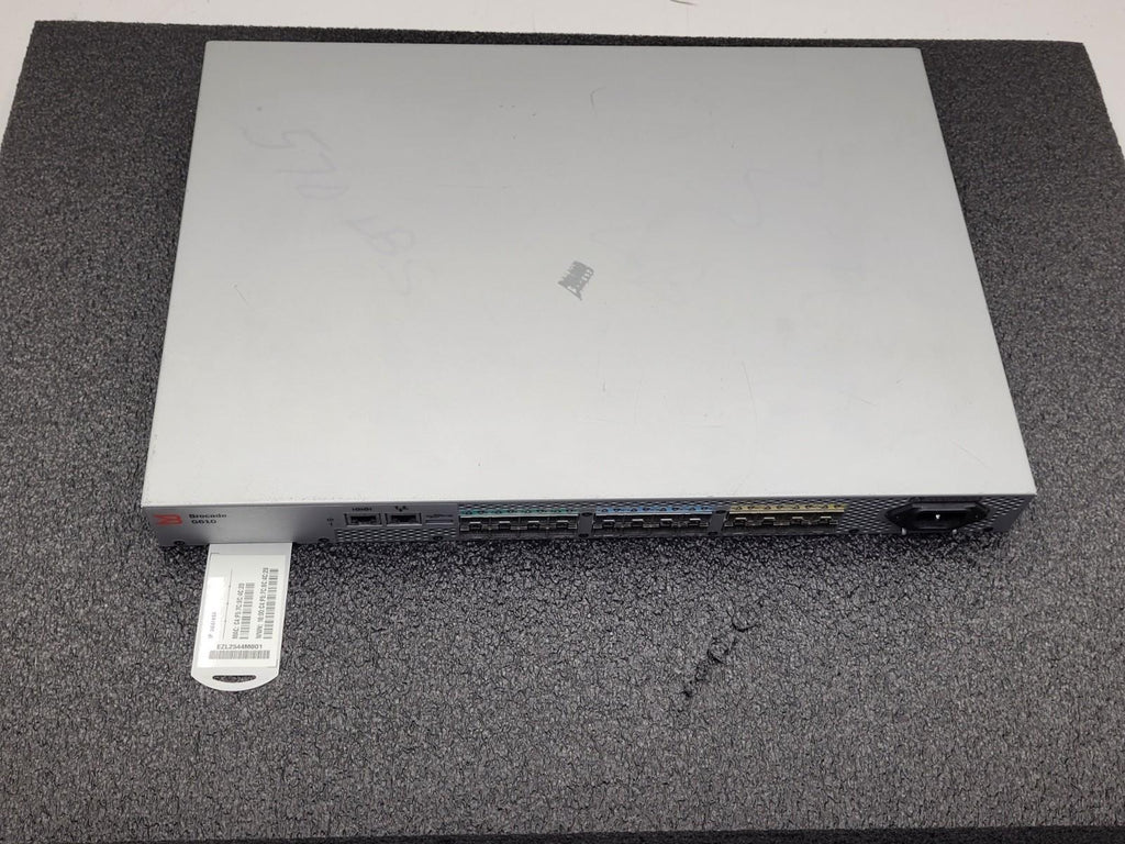 Brocade DS-6610B Brocade BR-G610 32Gb FC Switch w/ 8 Active Ports Needs Reset