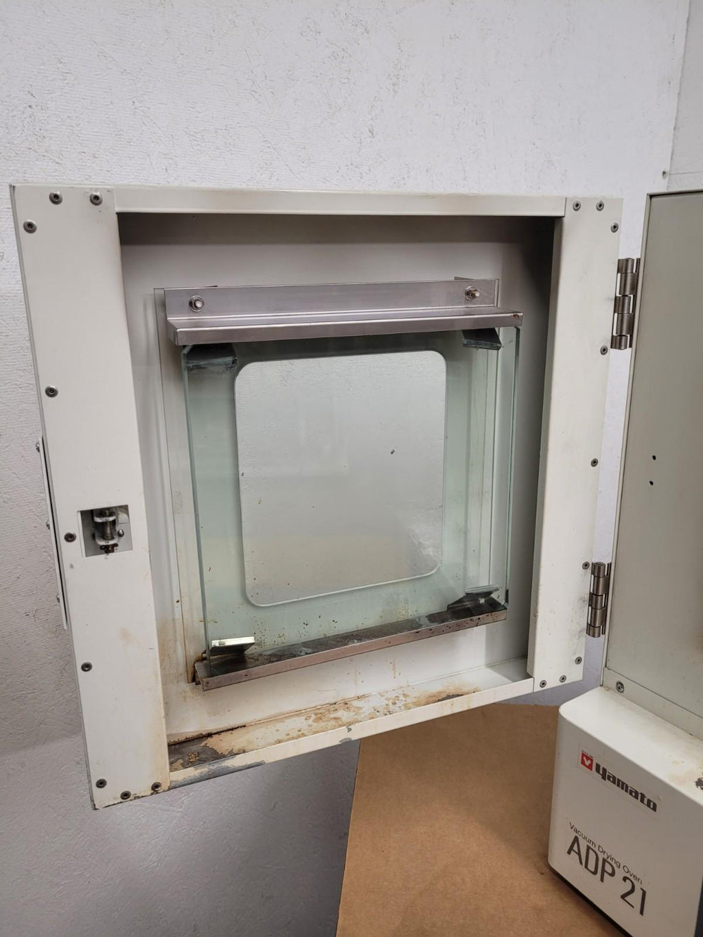 Yamato ADP21 Programmable Vacuum Drying Oven 115VAC, 10L Capacity[B]