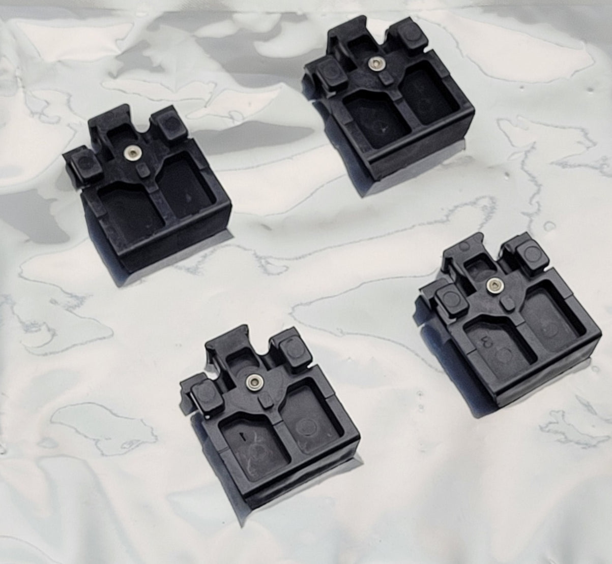 Set of 4 HP 5060-0767 Old Style Test Equipment Feet Original OEM Black