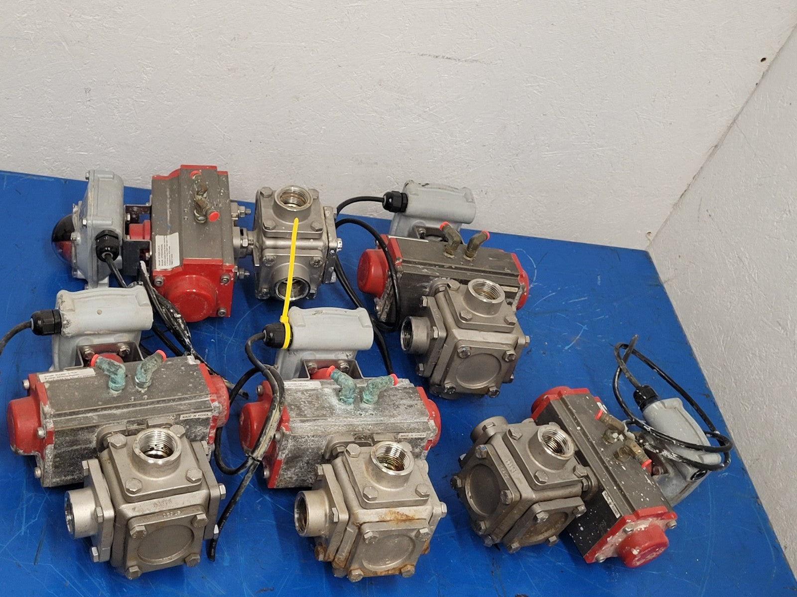 5x  A-T Controls Series 33-1T 1" 1000PSI 3-Way Valve Air Triad Controls 2R40DA