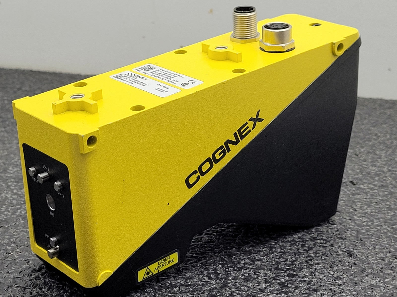 Cognex DS1300R Laser Displacement Sensor 825-0606-1R 821-0116-4R