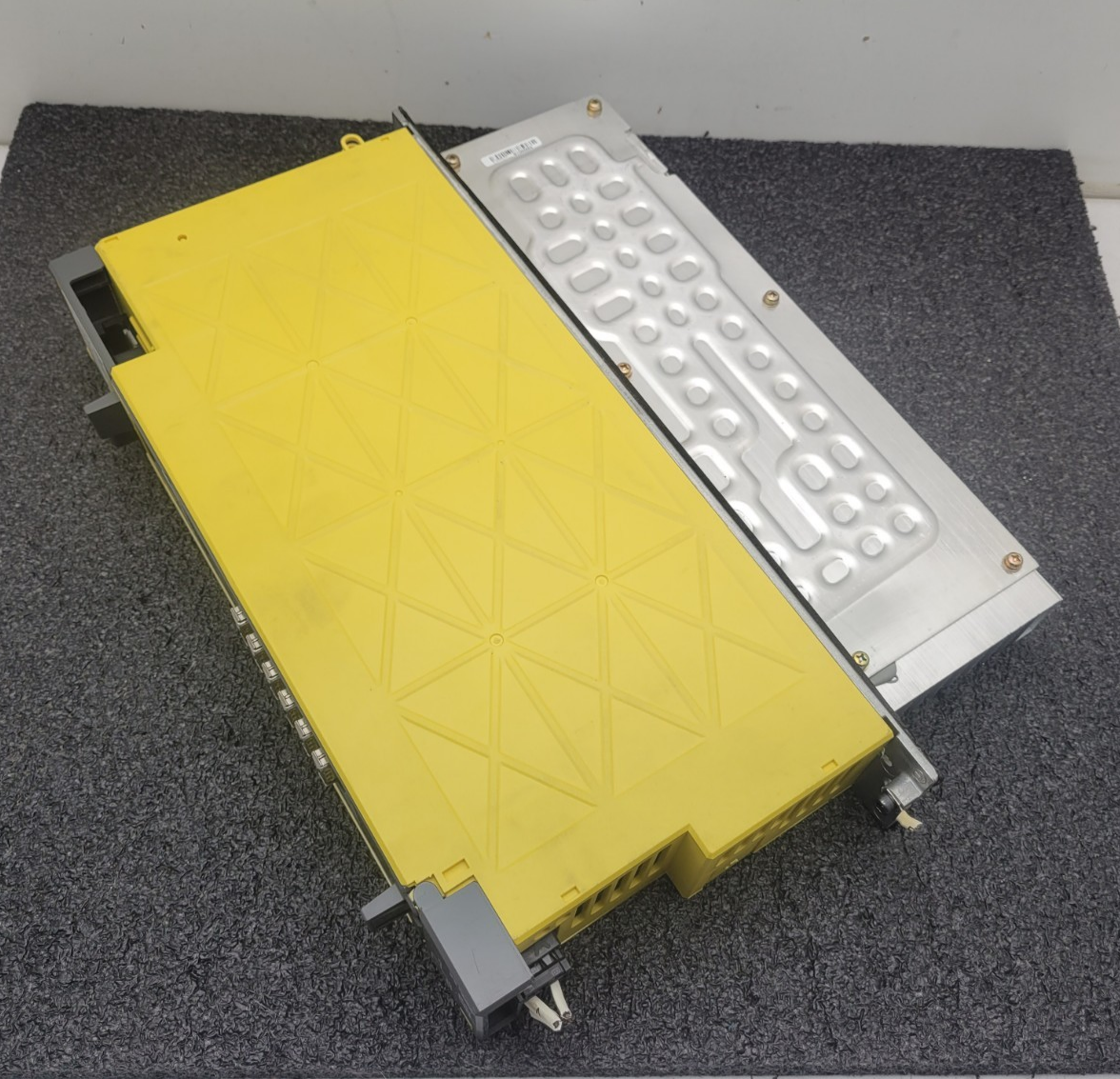FANUC  aiSP 2.2 Servo Drive  A06B-6111-H002#H550 Servo Drive Module 2.7kW