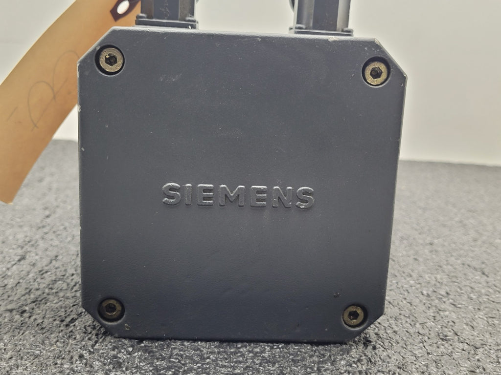 SIEMENS 1FT6062-6AH71-4AA0 Brushless Servo Motor 6Nm 4500RPM Encoder I-2048 [B]