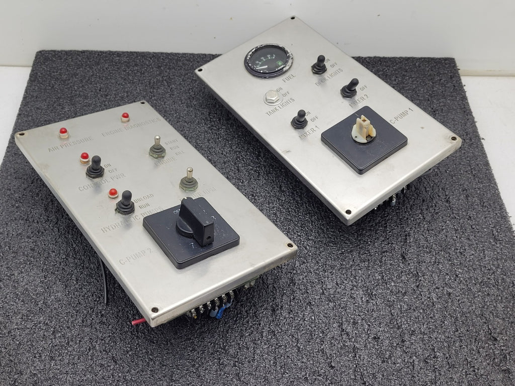 Lot of 2  OEM Controls RS11T6617 Rotary Industrial Potentiometer Control Panel