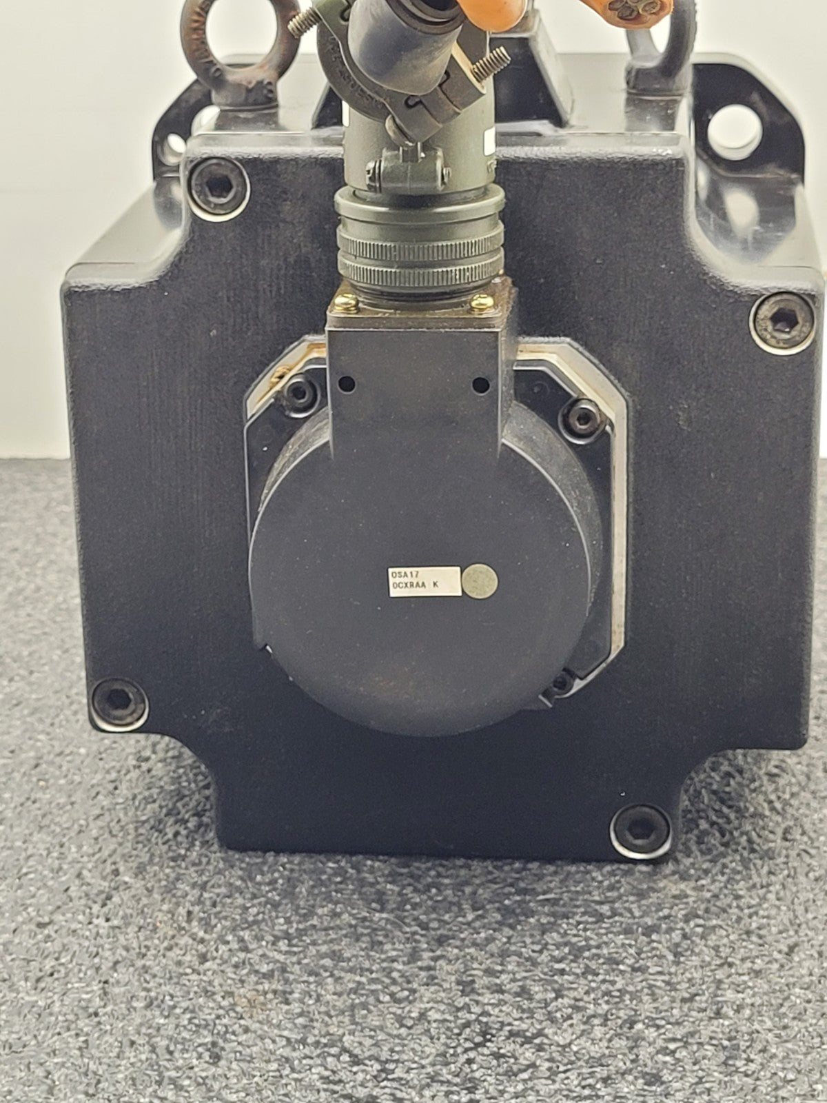 MITSUBISHI HC-H2035 AC Servo Motor 280V 4.8A 3000RPM Working Pull from CNC