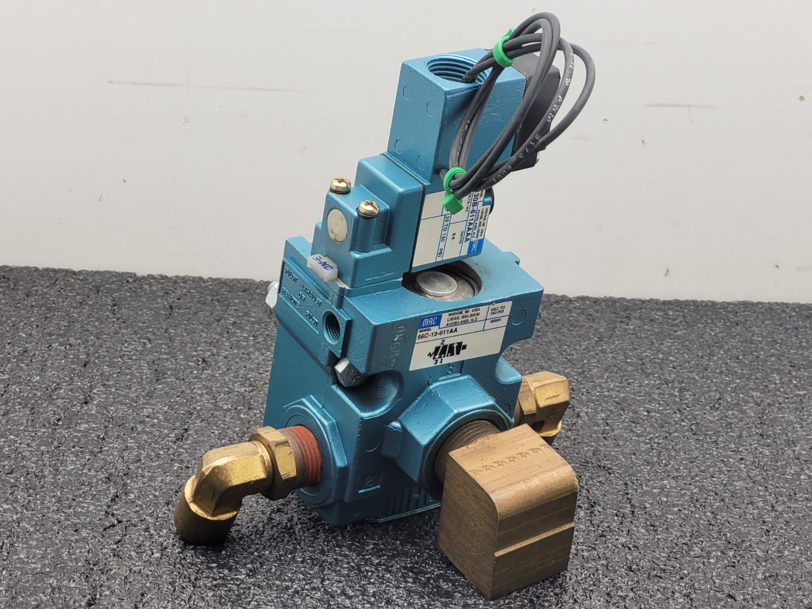 MAC 56C-13-611AA Solenoid Valve 24VDC VAC to 150 PSI 130B-61AAAA Control