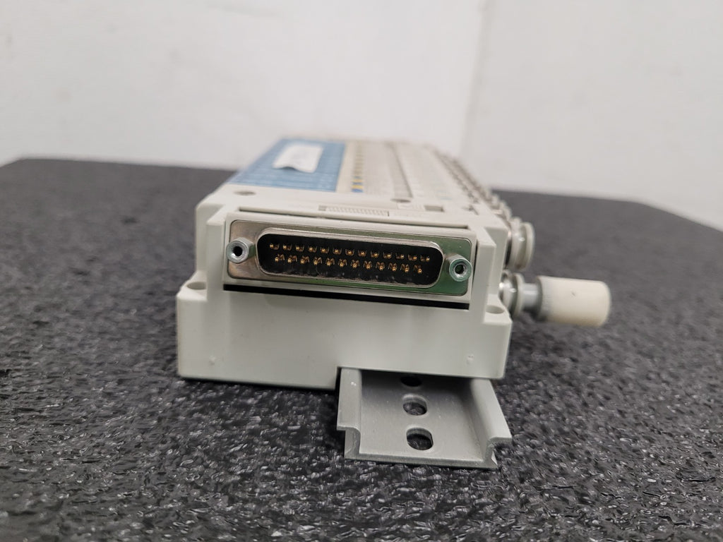 SMC SS5J3-60FD1-12M Valves 11x SJ3A60-5CUD-C4 Solenoid Stack DIN 0.15 ~ 0.7MPa