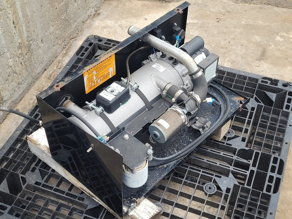 Webasto Spheros Arctic Fox DBW 300 Diesel Heater 30 kW 12VDC 100W +Cover [D3]