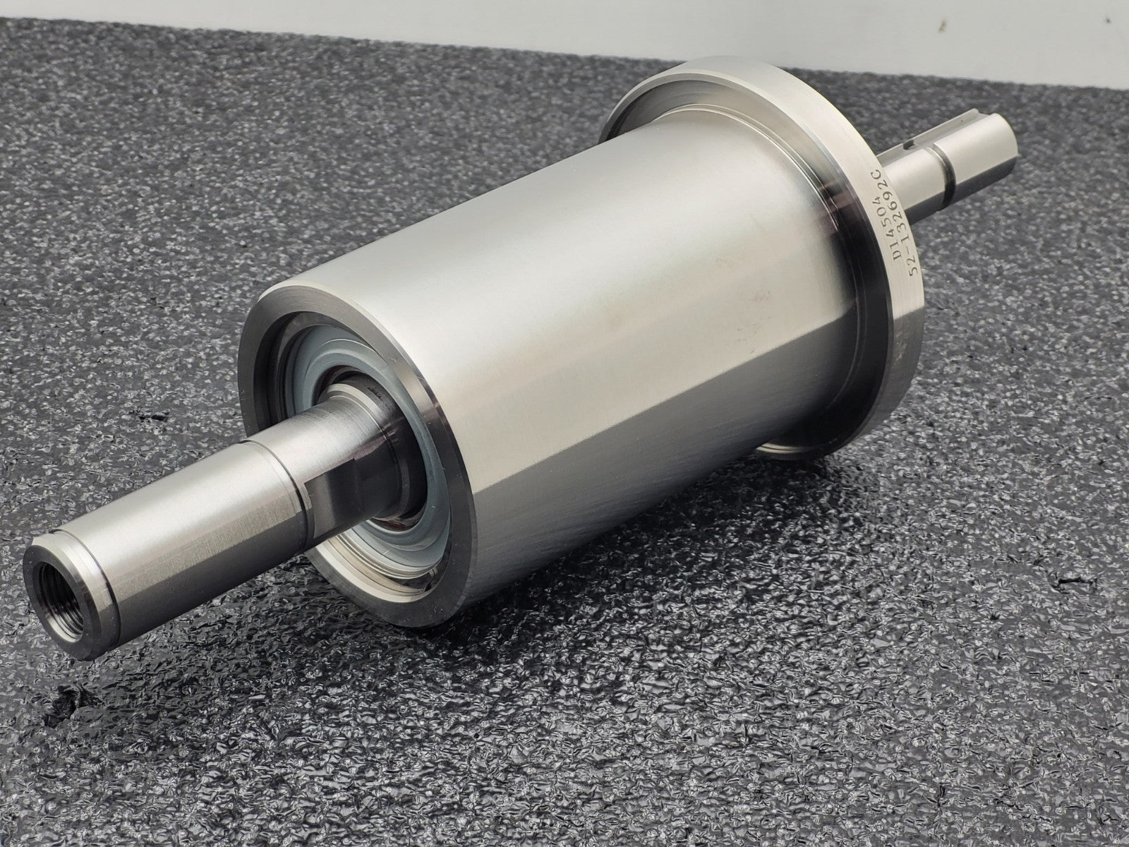 High Vacuum Feedthrough Pass Through Rotary Input Bearing D14504 52-132692C