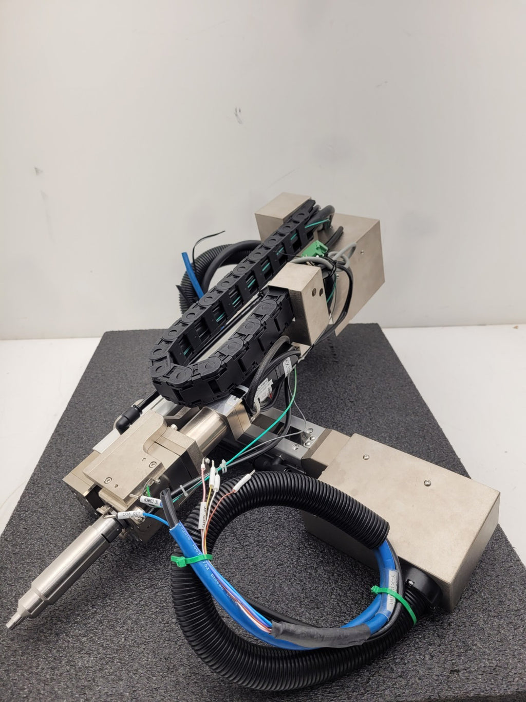 IAI 2x Axis Screwdriver Linear Robot Arm 8" Z 4" Y Movement DSRC CAN Controllers