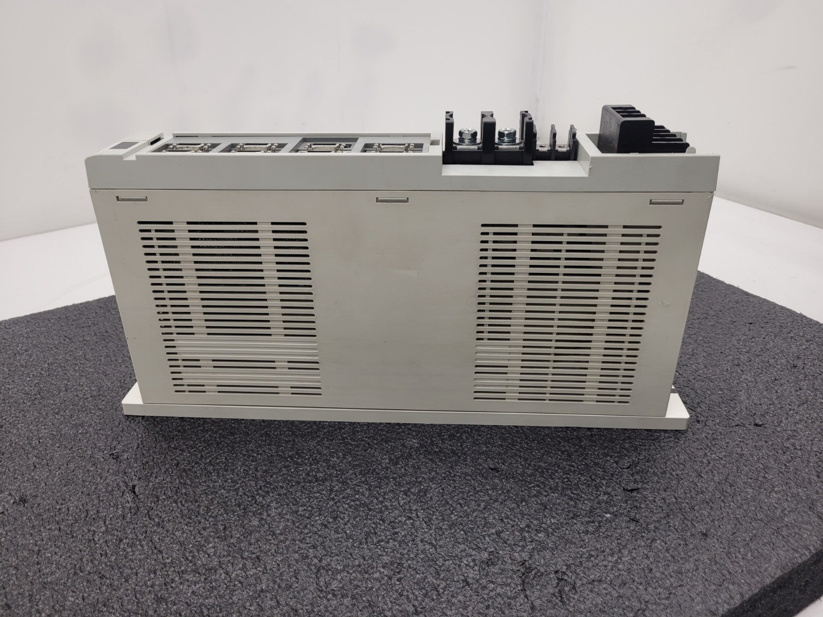 Mitsubishi MDS-B-V2-1010  Servo Drive For Parts/ Repair