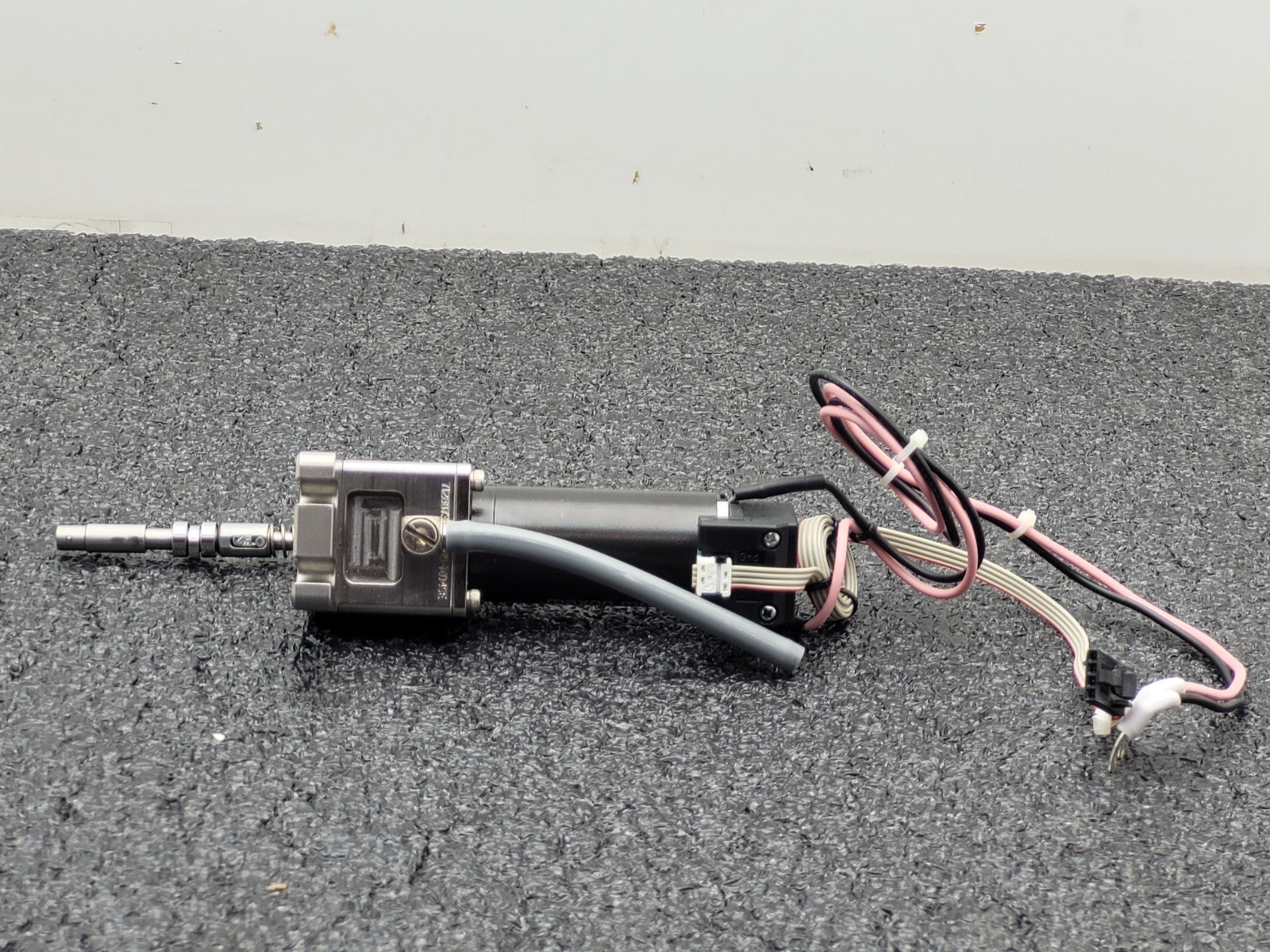 Maxon Motor 982935 Maxon Tacho 103935 Gearmotor w/ Tachometer