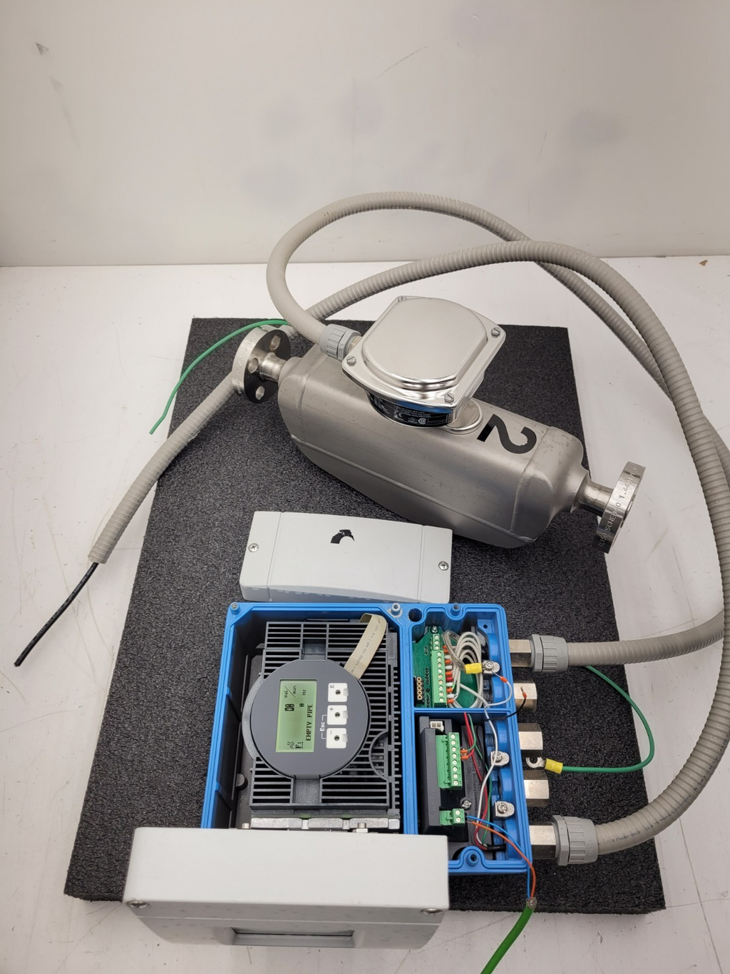 Endress+Hauser PROMASS S Mass Flowmeter 83S15-1DL7/0 Flow Controller +XMTR B [2]