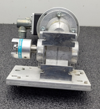 Lenze Right Angle Gear Motor SSN40-1GVAR-063C22 + 15:1 Gearhead SSN40-1FVAR