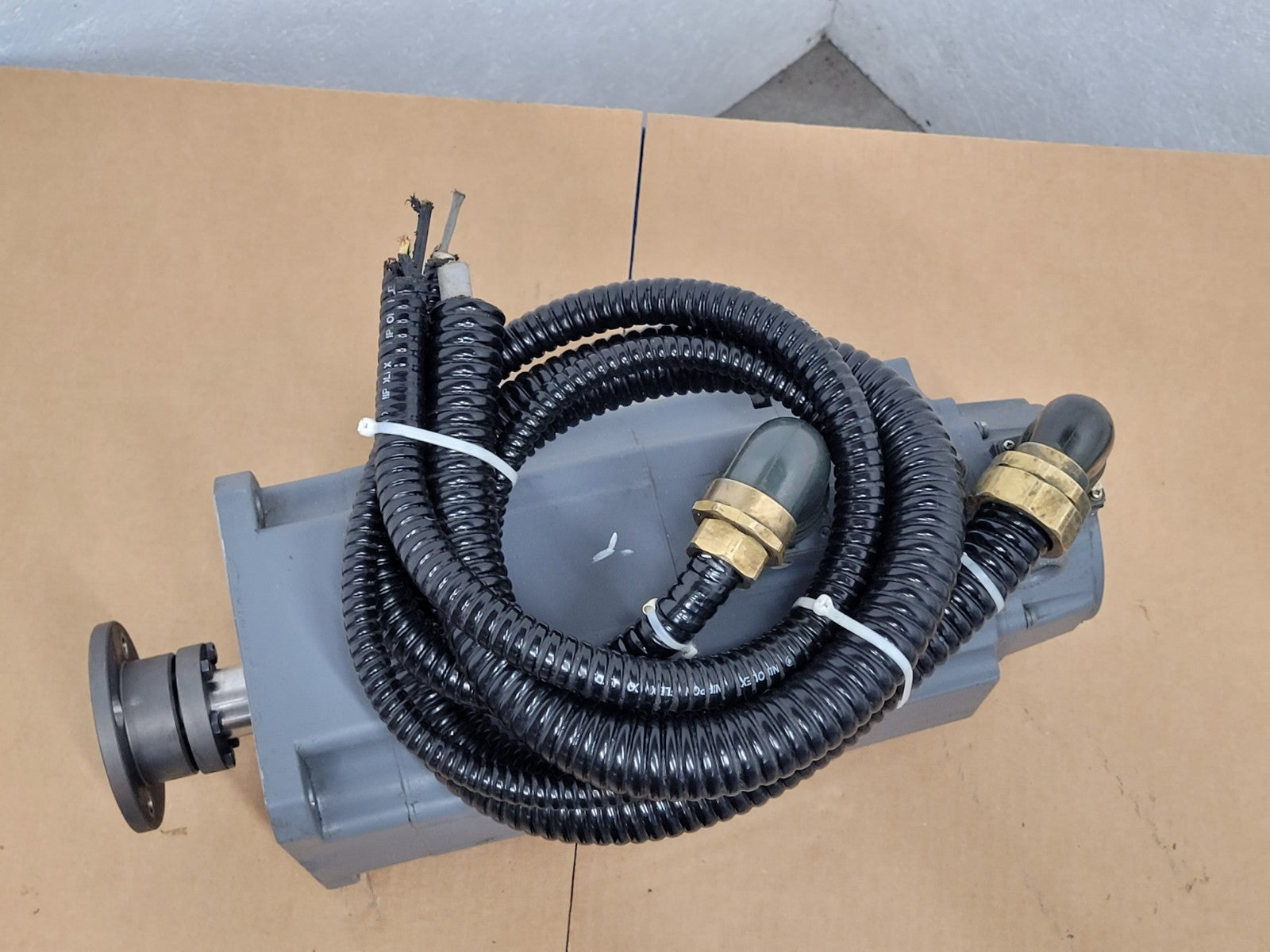 Mitsubishi AC Servo Motor HA203NCB-S 170V/100HZ