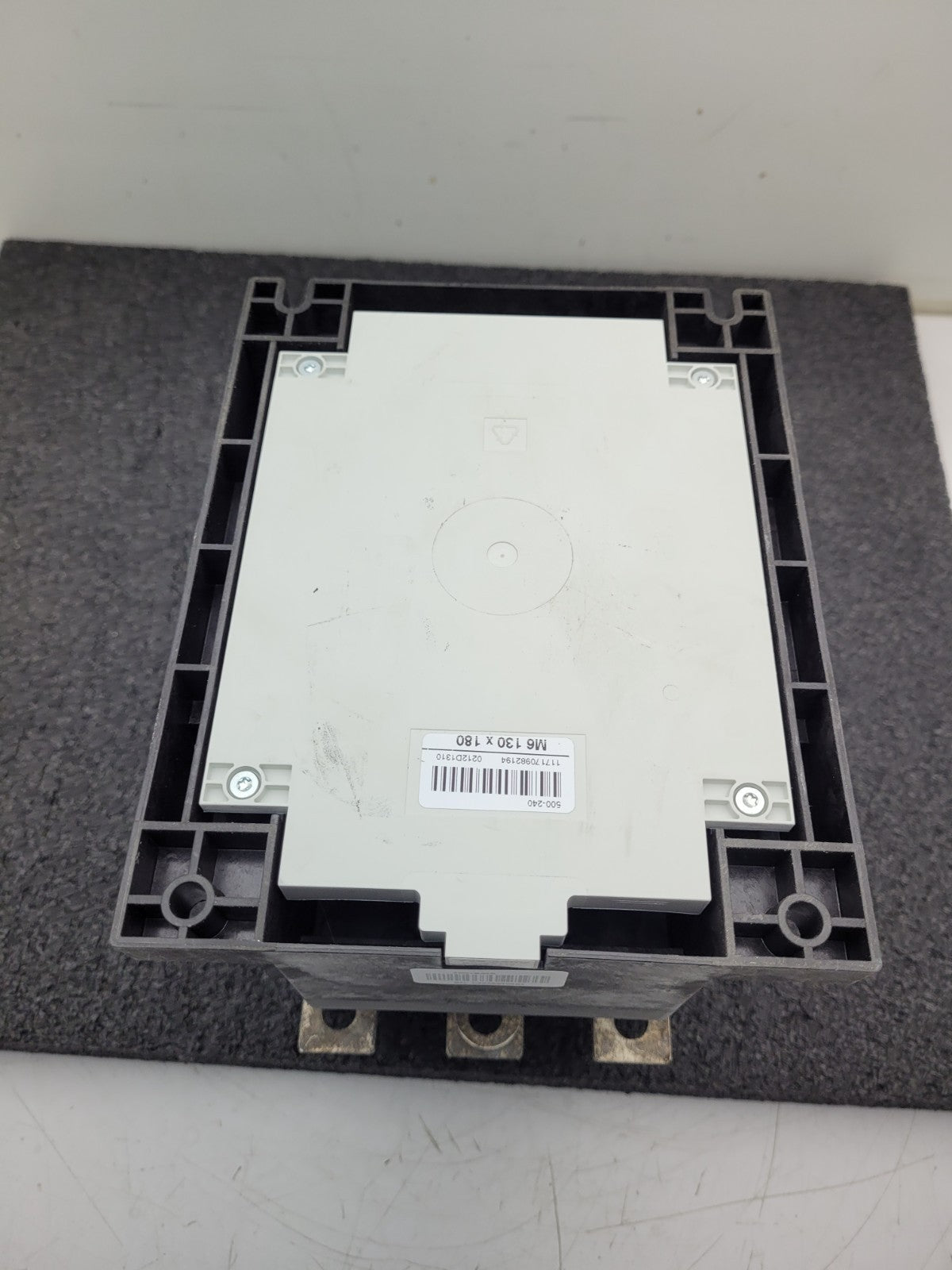 EATON DIL-M400-S XTCS400M Contactor 3PH 200-575V 125HP-400HP 220-240V Coil w/Aux