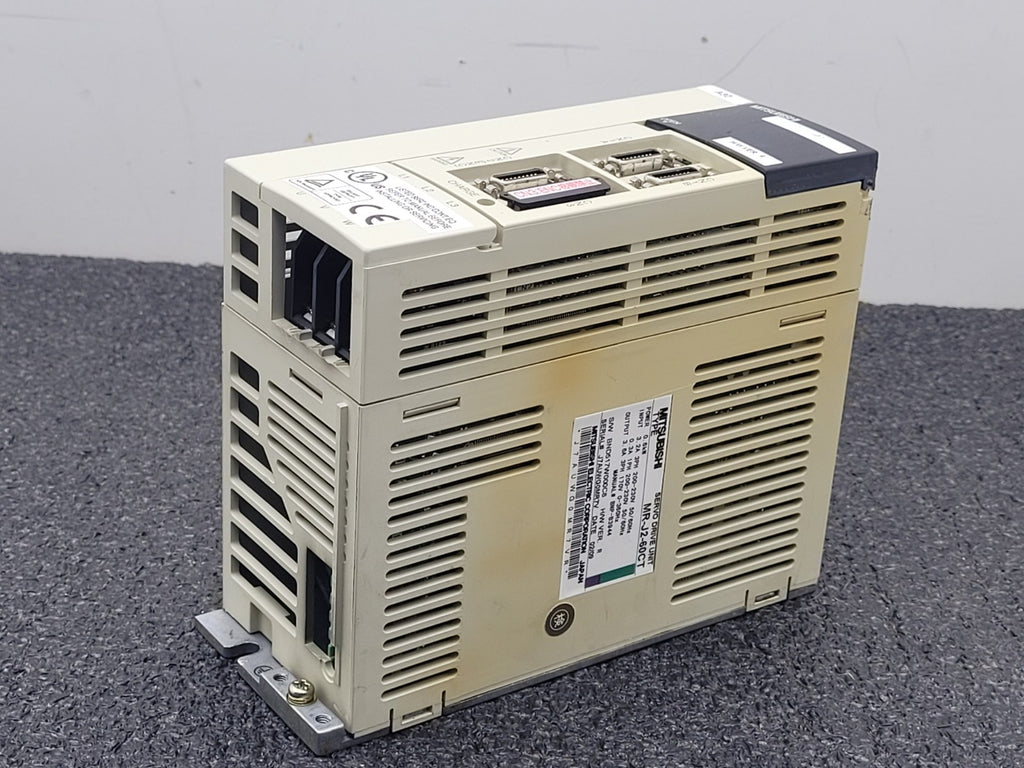 MITSUBISHI MR-J2-60CT Servo Drive Unit 0.6wW 3.2A 2009 Date Code Working Pull