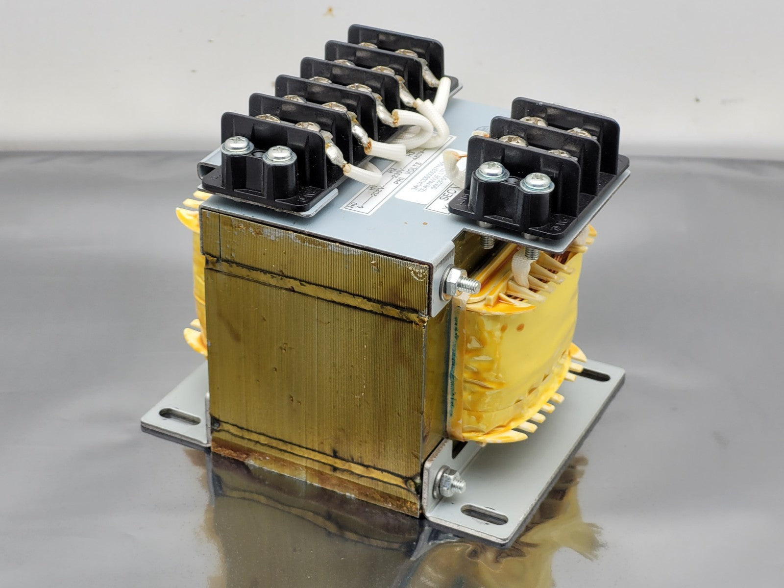 ABB 3AUA0000003710/H 3AUA0000003710/D TRANSFORMER 0-600V PRI 115V SEC VOLTS