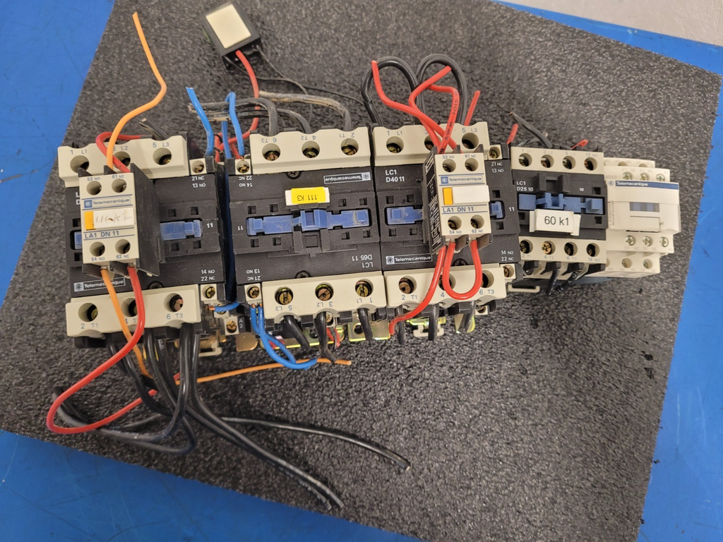 Lot of 5x Assorted Telemecanique DIN RAIL Contactor 120VAC Coil on all units
