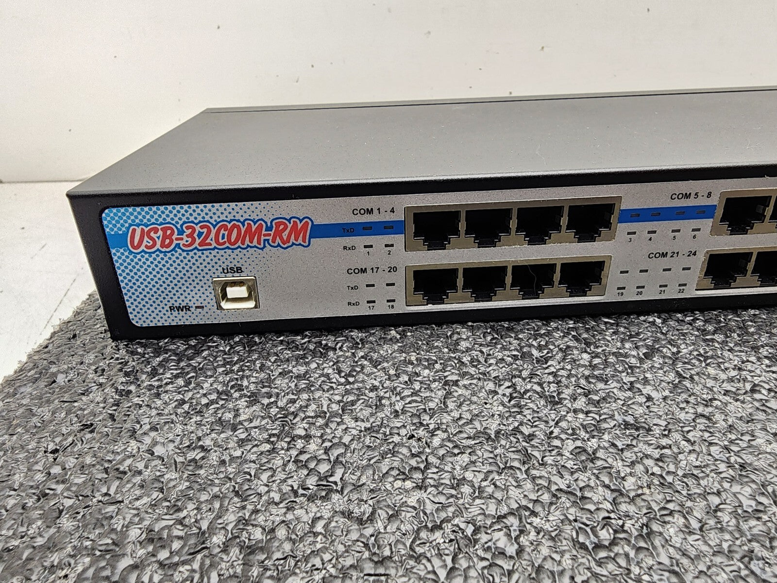 Coolgear USB to 32 Port COM RS-232 Serial Adapter FTDI Chipset USB-32COM-RM