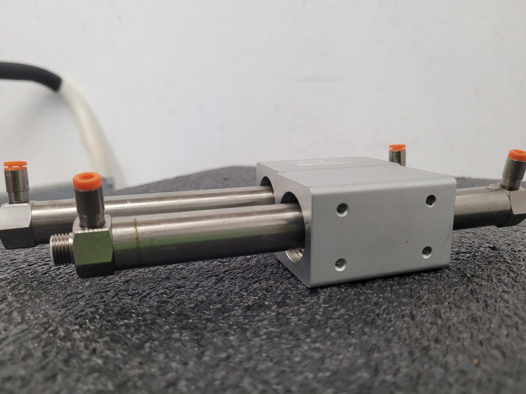 SMC CY2B15H-94 RODLESS AIR CYLINDERS Lot Of 2X