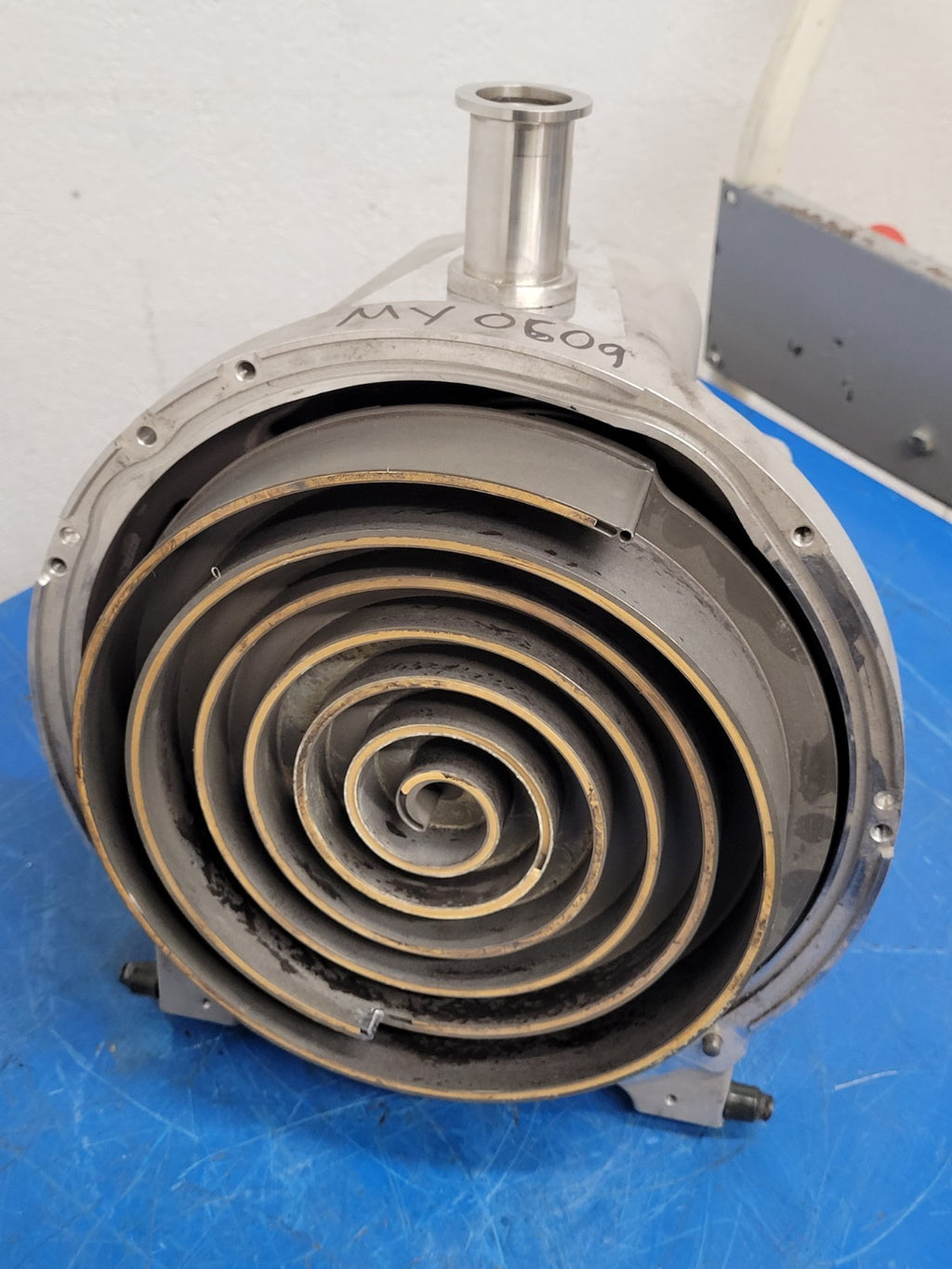Agilent Technologies Dry Scroll Vacuum Pump IDP-15 X3815-64000 For Parts