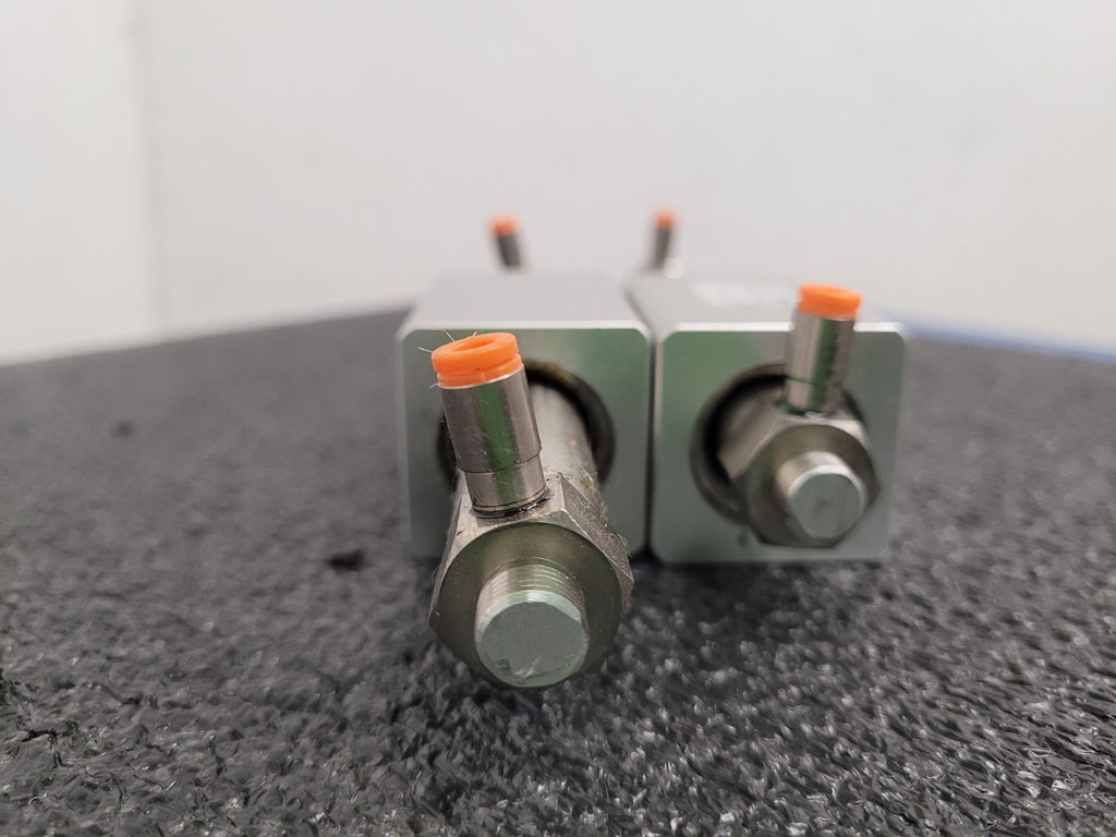 SMC CY2B15H-94 RODLESS AIR CYLINDERS Lot Of 2X