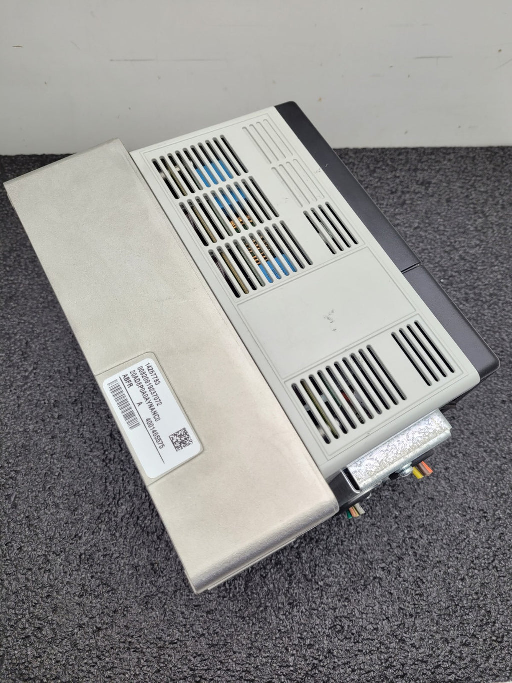 Allen Bradley 20AD8P0A0AYNANC0 Ser A PowerFlex 70 400V 3-Phase 8.7A 4kW AC Drive