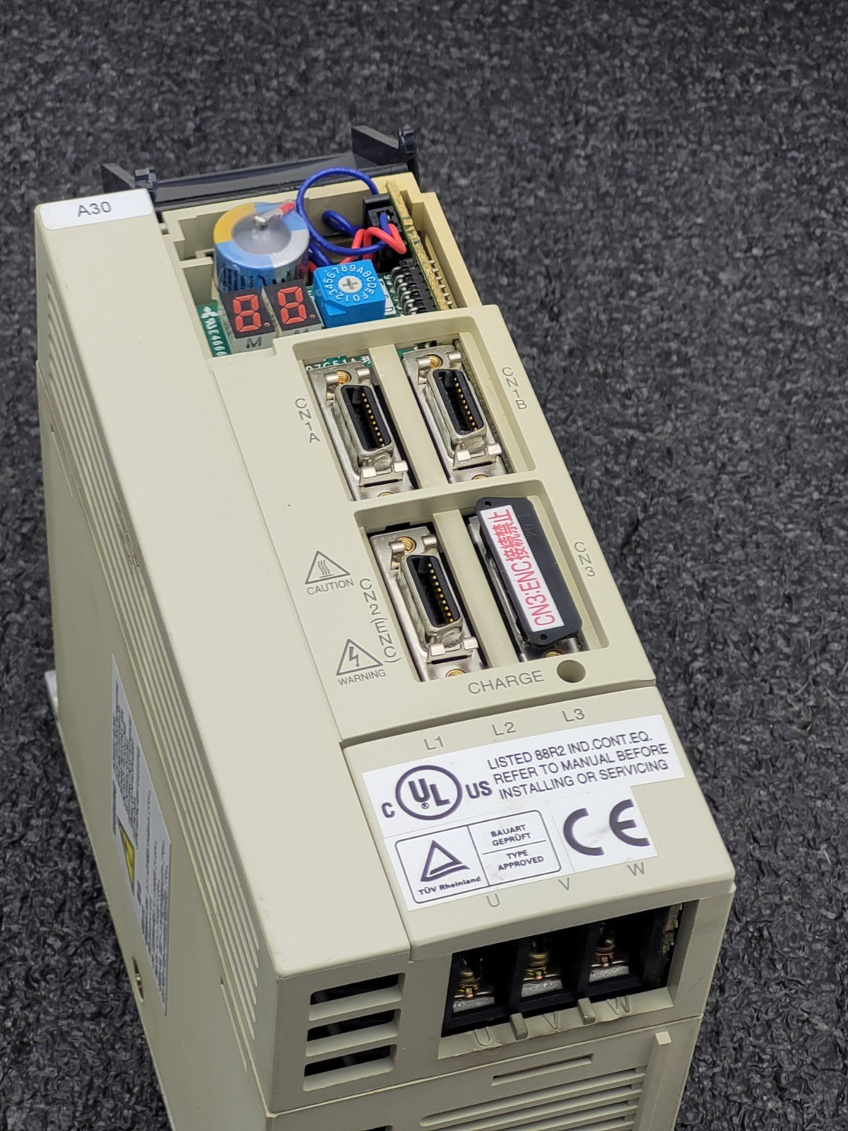 MITSUBISHI MR-J2-60CT Servo Drive Unit 0.6wW 3.2A 2009 Date Code Working Pull