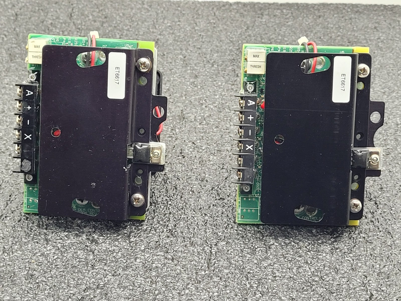 Lot of 2 OEM Controls RS11T6617 Rotary Industrial Potentiometer