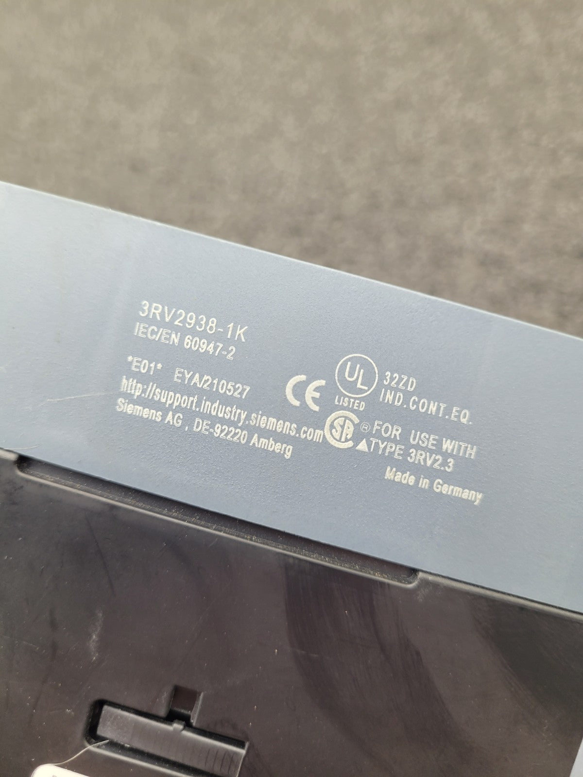 Siemens Sirius 3RV2031-4WA10 Motor Controller Circuit Breaker DIN Rail Mount