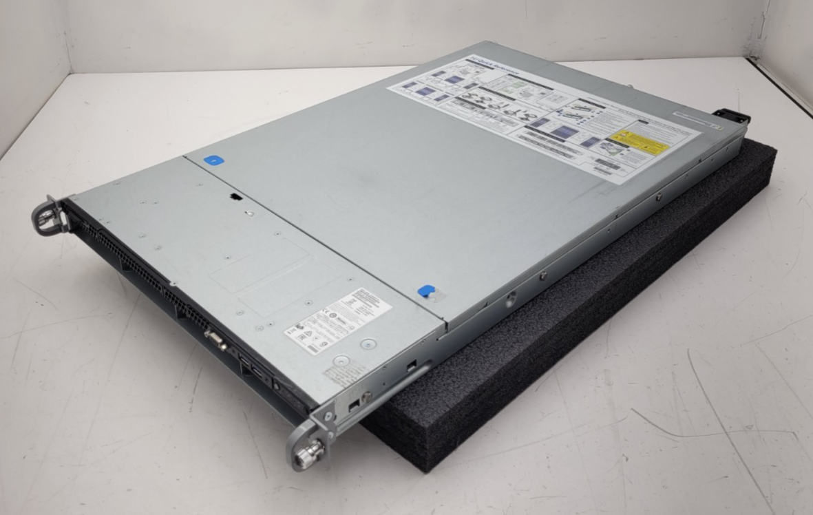 1UI Intel S2600WF Server 2x Xeon Gold 6140 2.3GHz Processors No Ram 4x LFF [B]