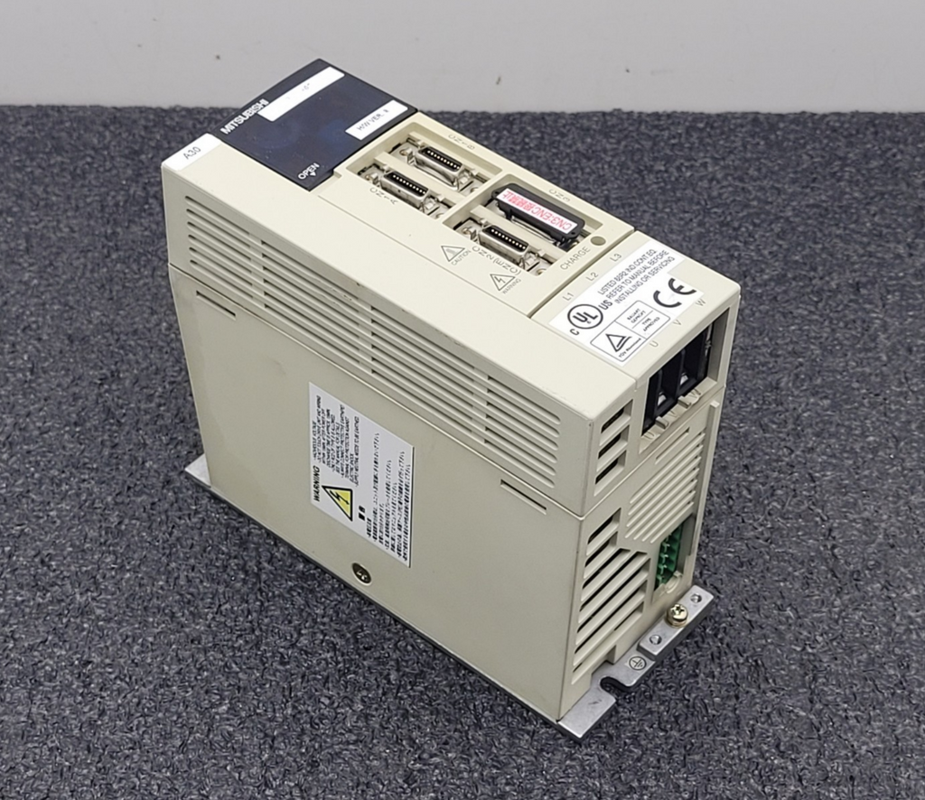 MITSUBISHI MR-J2-60CT Servo Drive Unit 0.6wW 3.2A 2009 Date Code Working Pull