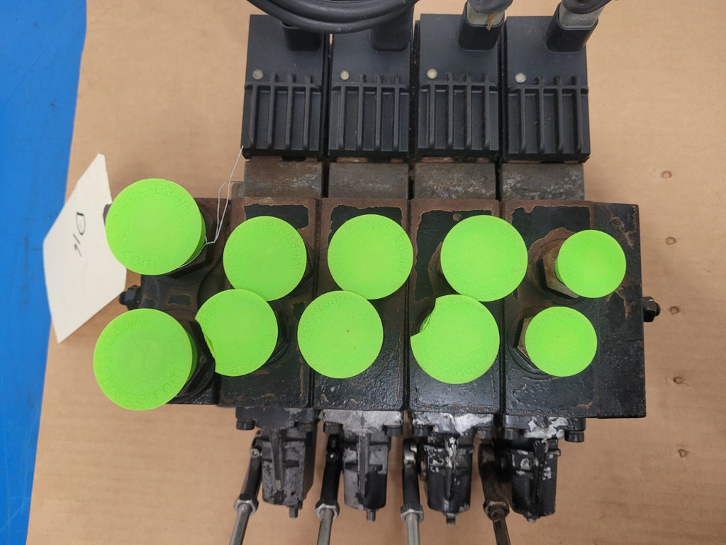 Danfoss PVG32 Hydraulic 4 Valve Stack On/Off Manual Solenoid Radiometric D16