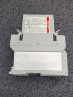 ALLEN BRADLEY 160-BA03NSF1 Variable Speed Drive 1HP 380/480 VAC 3PH