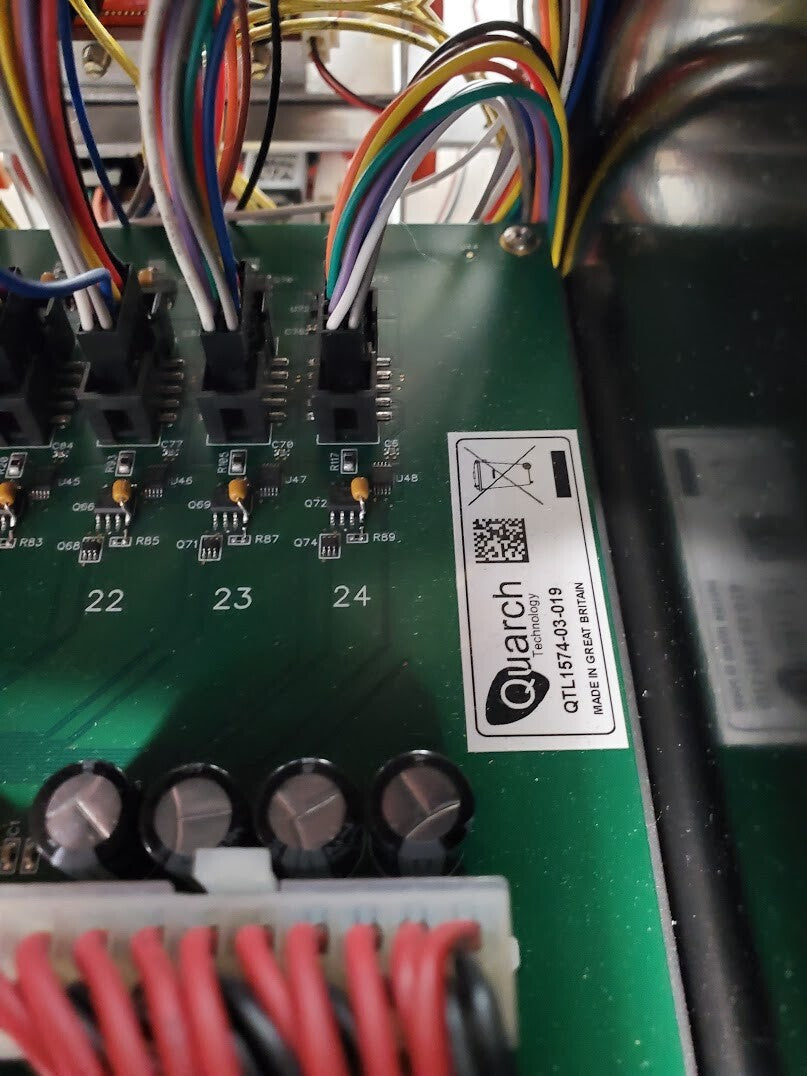 OakGate Serial Cables 24-port 2.5” PCIe/NVMe Hot Swap Test Enclosure 6x mSAS Out