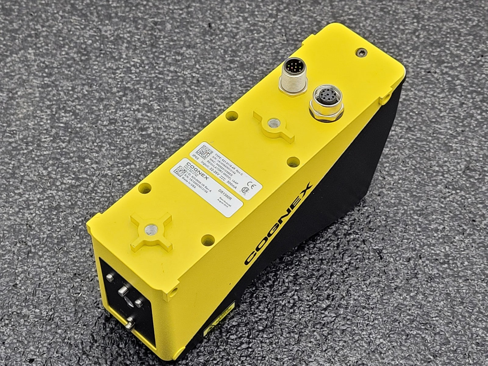 Cognex DS1300R Laser Displacement Sensor 825-0606-1R 821-0116-4R