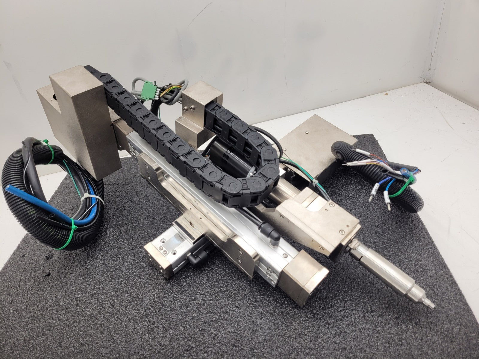 IAI 2x Axis Screwdriver Linear Robot Arm 8" Z 4" Y Movement DSRC CAN Controllers