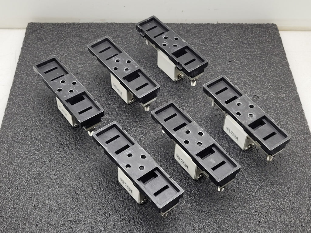 Lot of 6 Bussmann Buss 170M1368 125A 690V Fuse w/ 170H1007 Base 400A 1000V