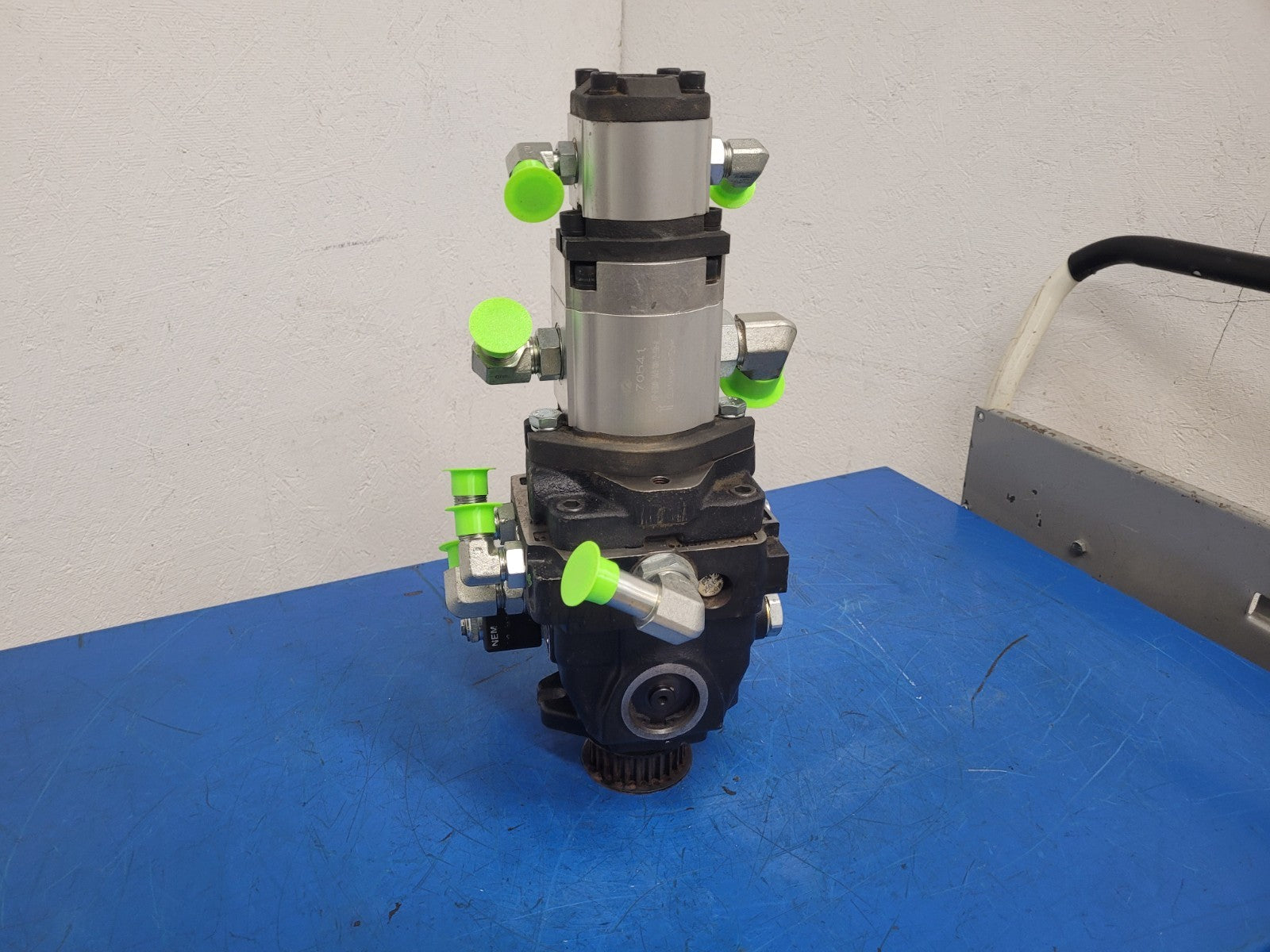 Poclain Hydraulics B47581S 3x Hydraulic Pump Stack CCW Rotation Unit G