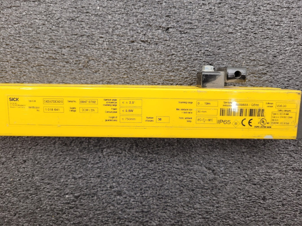 Sick C4000 Light Curtain Safety Screen Sensor 24VDC 0-19m Scanning Range 750mm C