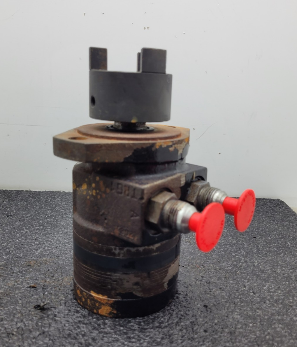 Lot of 2 Parker TE0065AS100FSAB Hydraulic Motor TE Series Torqmotor