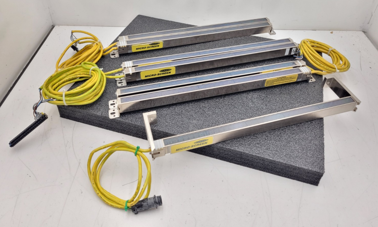 7x BANNER 20" Micro-Screen USR2012NI USE2012NI 3x Pairs Plus a Spare